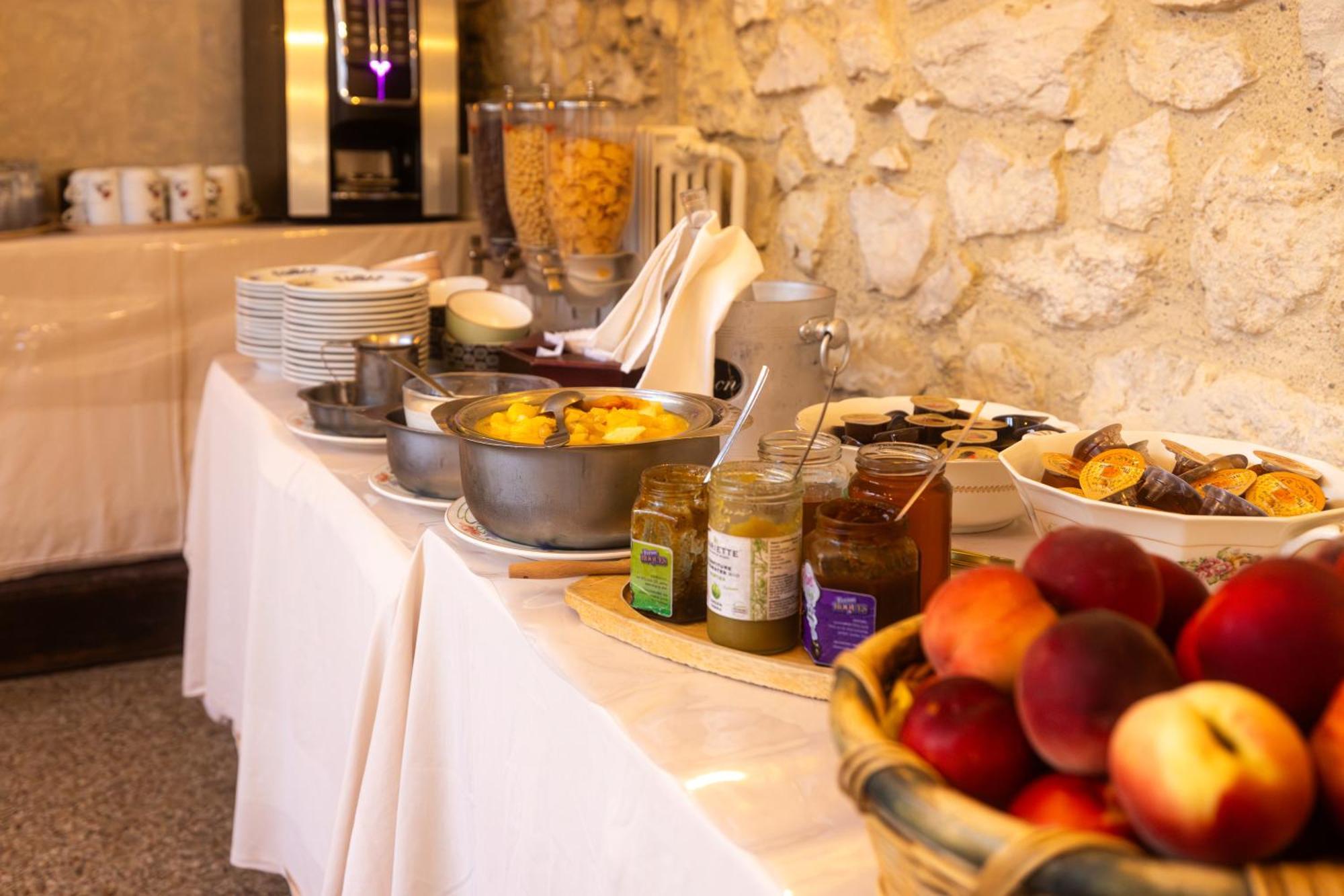 Castéra-Verduzan Hotel Restaurant Des Thermes מראה חיצוני תמונה